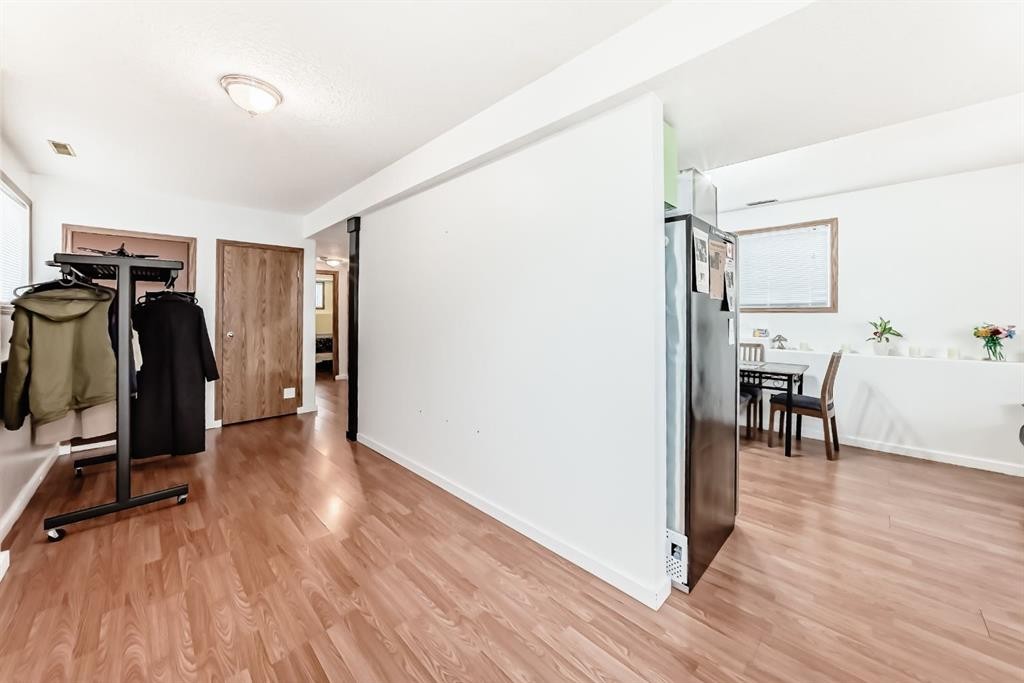 92 Everstone Rise Sw, Calgary, AB - Indoor