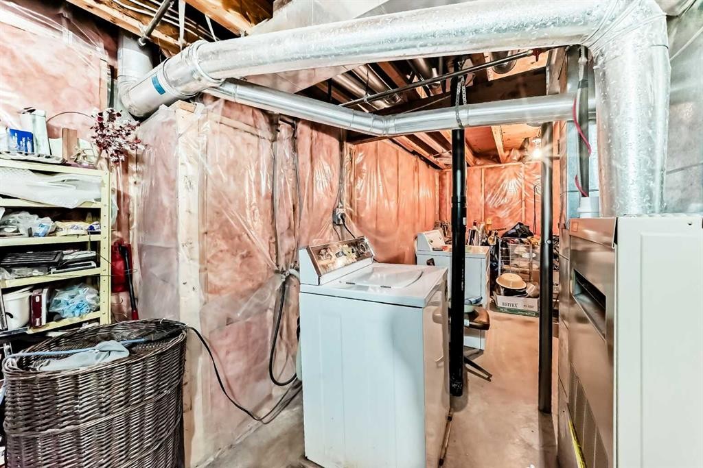 952 Applewood Drive Se, Calgary, AB - Indoor Photo Showing Laundry Room