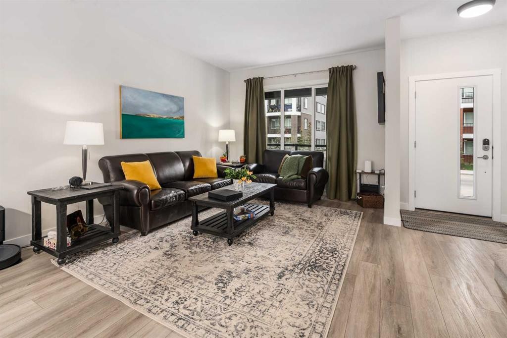 315 Wolf Creek Way Se, Calgary, AB - Indoor Photo Showing Living Room