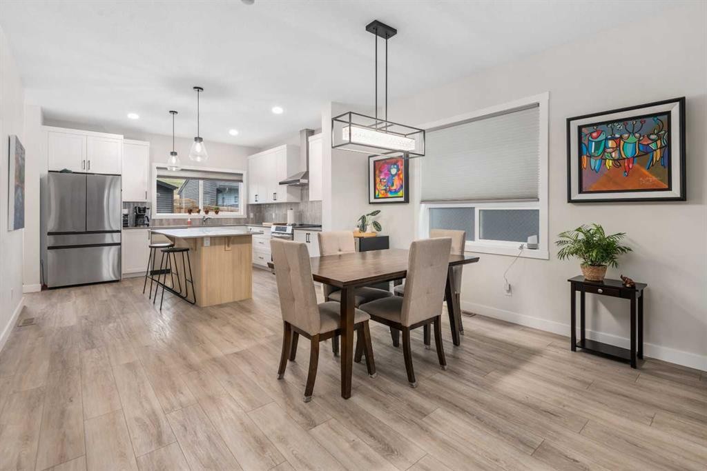 315 Wolf Creek Way Se, Calgary, AB - Indoor