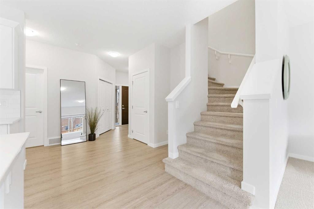69 Legacy Manor Se, Calgary, AB