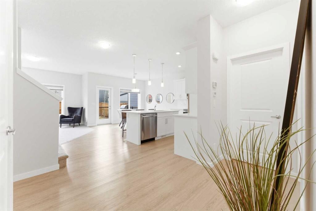 69 Legacy Manor Se, Calgary, AB