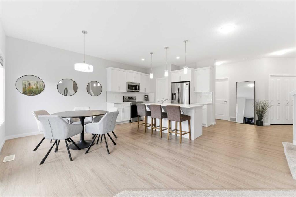 69 Legacy Manor Se, Calgary, AB