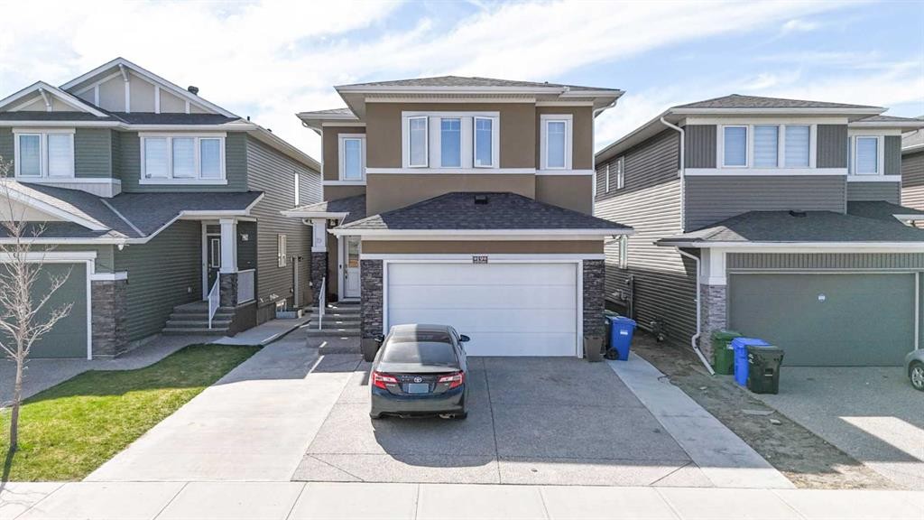 19 Red Sky Gardens Ne, Calgary, AB - Outdoor With Facade