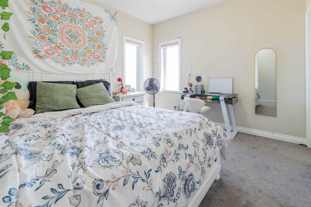 19 Red Sky Gardens Ne, Calgary, AB - Indoor Photo Showing Bedroom
