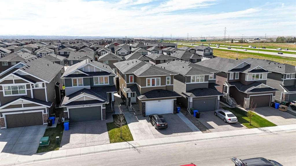 19 Red Sky Gardens Ne, Calgary, AB - Outdoor With Facade