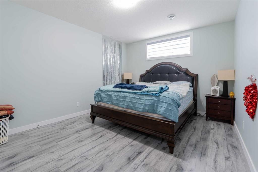 19 Red Sky Gardens Ne, Calgary, AB - Indoor Photo Showing Bedroom