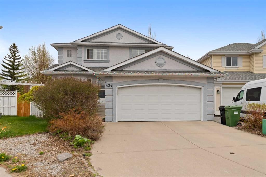 434 Douglas Woods Mews Se, Calgary, AB - Outdoor