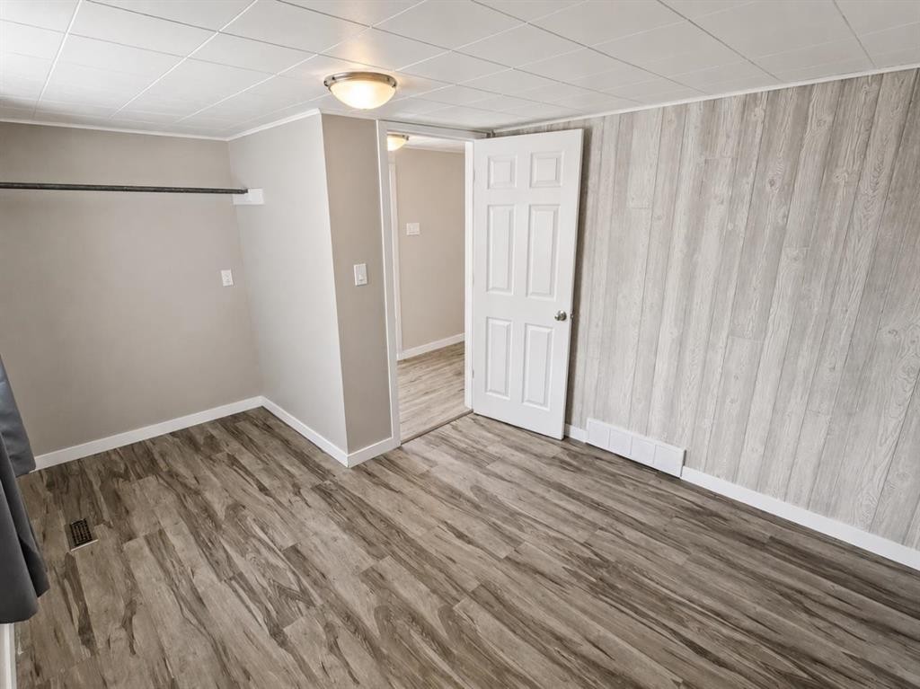 18 Maple Street, Okotoks, AB