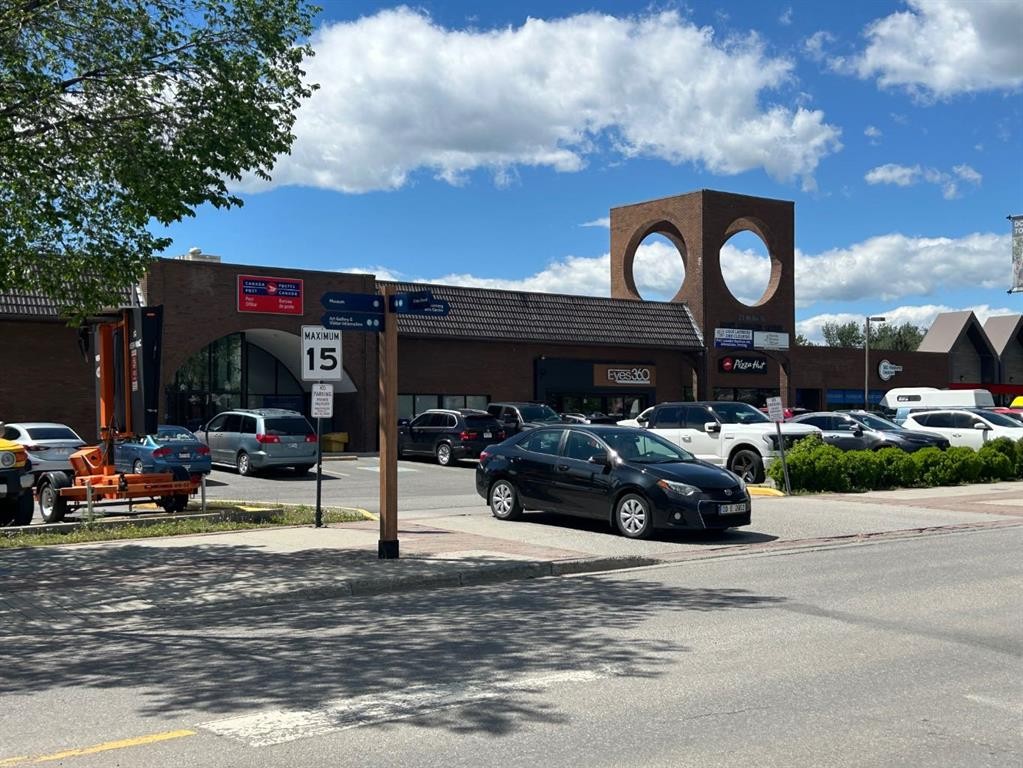 18 Maple Street, Okotoks, AB