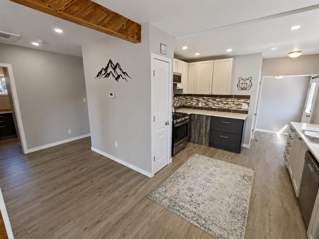 18 Maple Street, Okotoks, AB