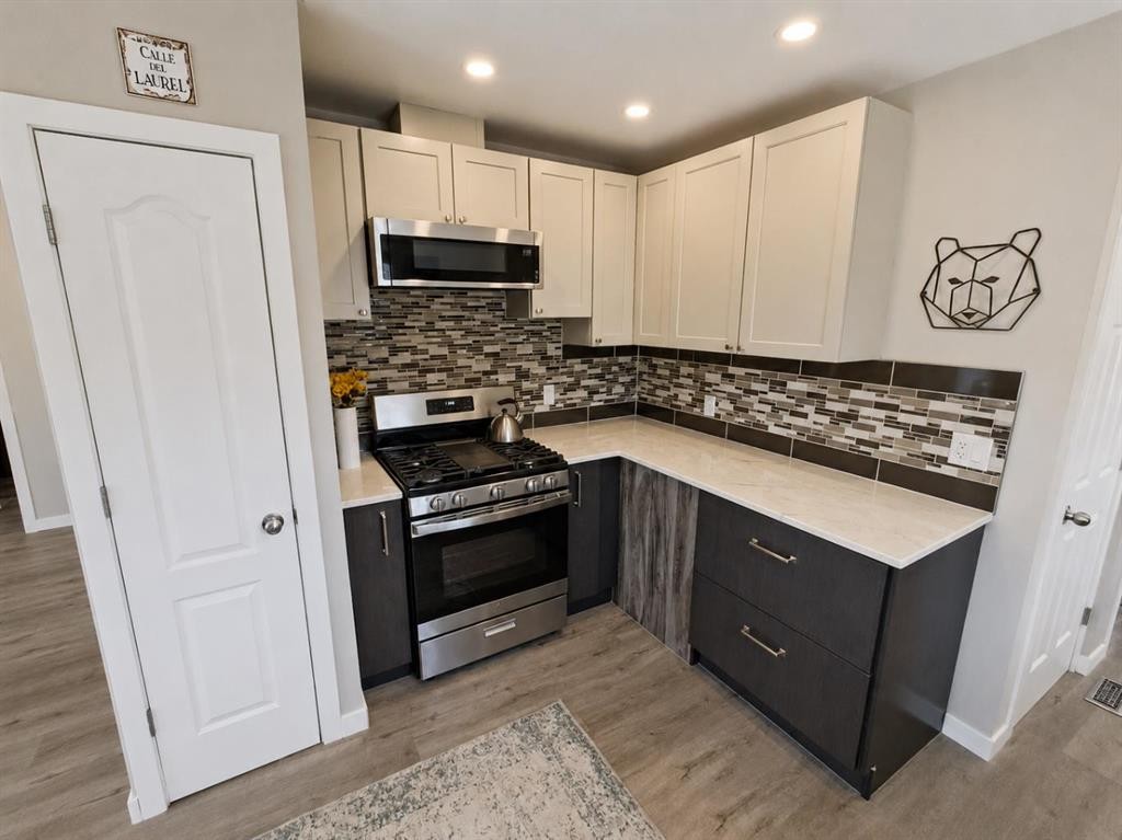 18 Maple Street, Okotoks, AB