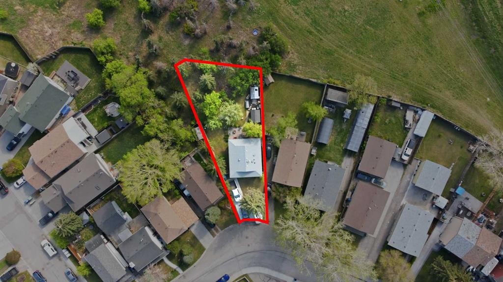 108 Doverglen Crescent Se, Calgary, AB
