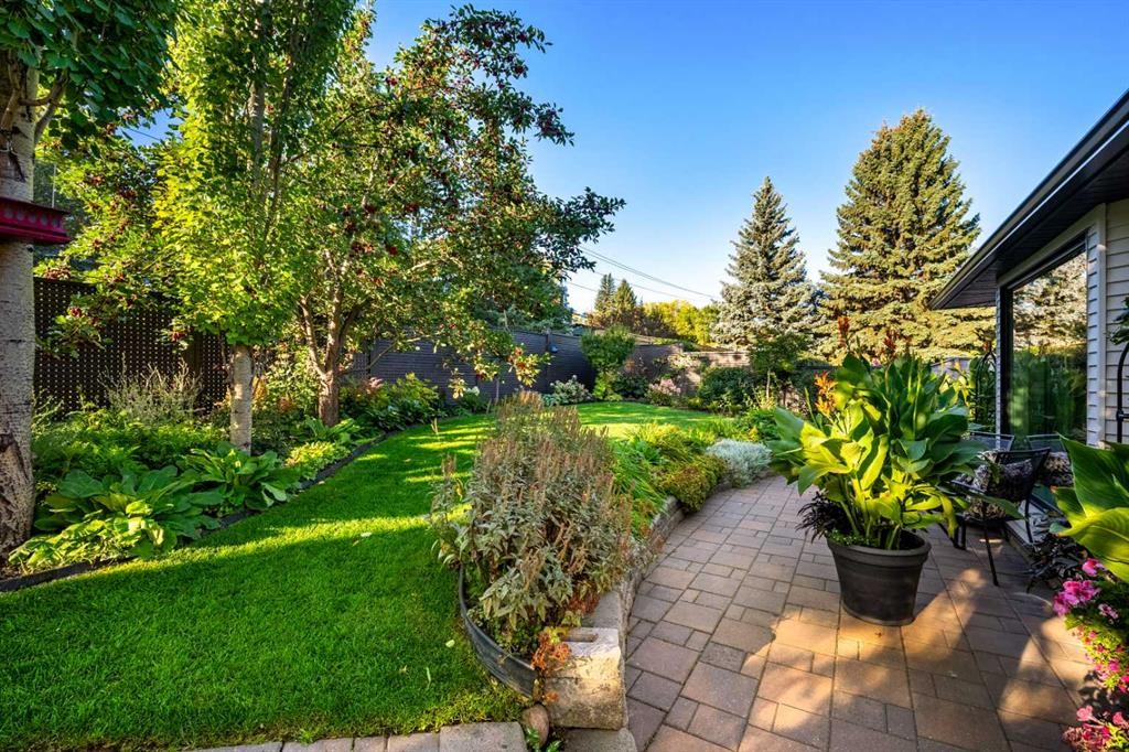 855 Oakside Circle Sw, Calgary, AB