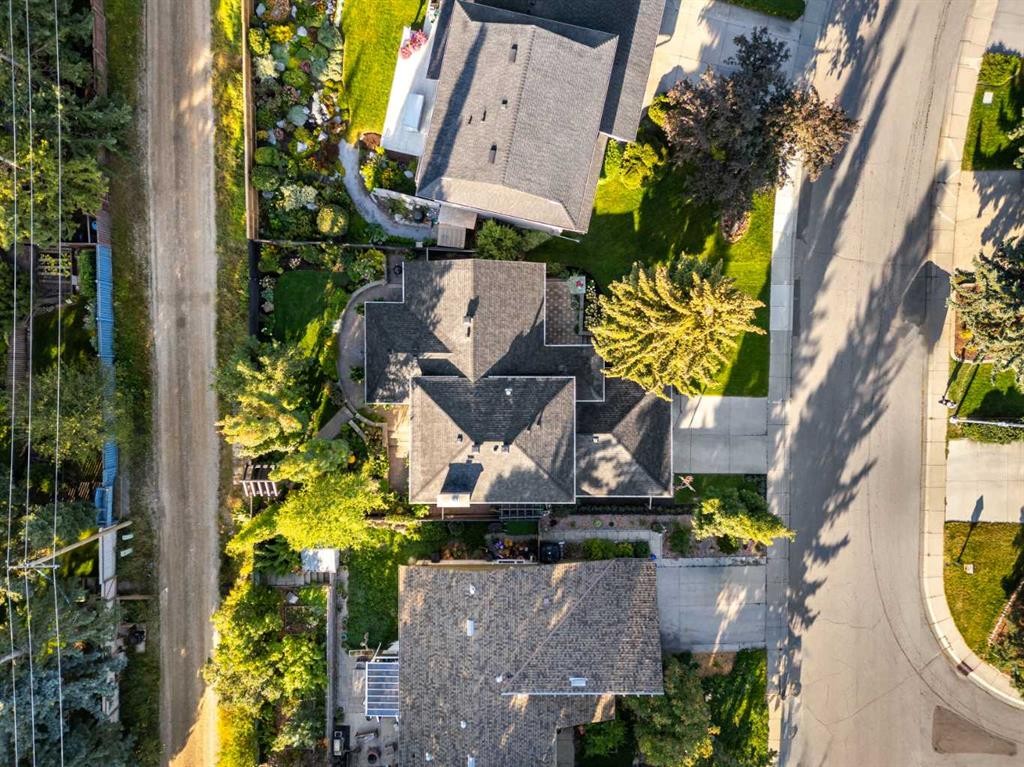 855 Oakside Circle Sw, Calgary, AB