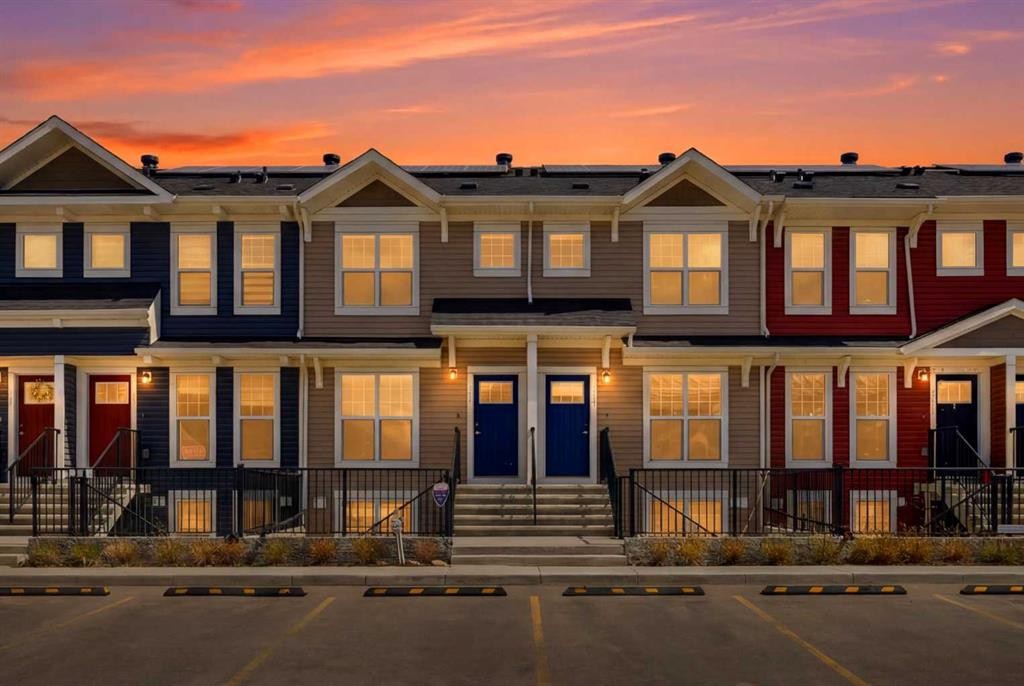 1322-7451 Falconridge Boulevard Ne, Calgary, AB - Outdoor With Facade