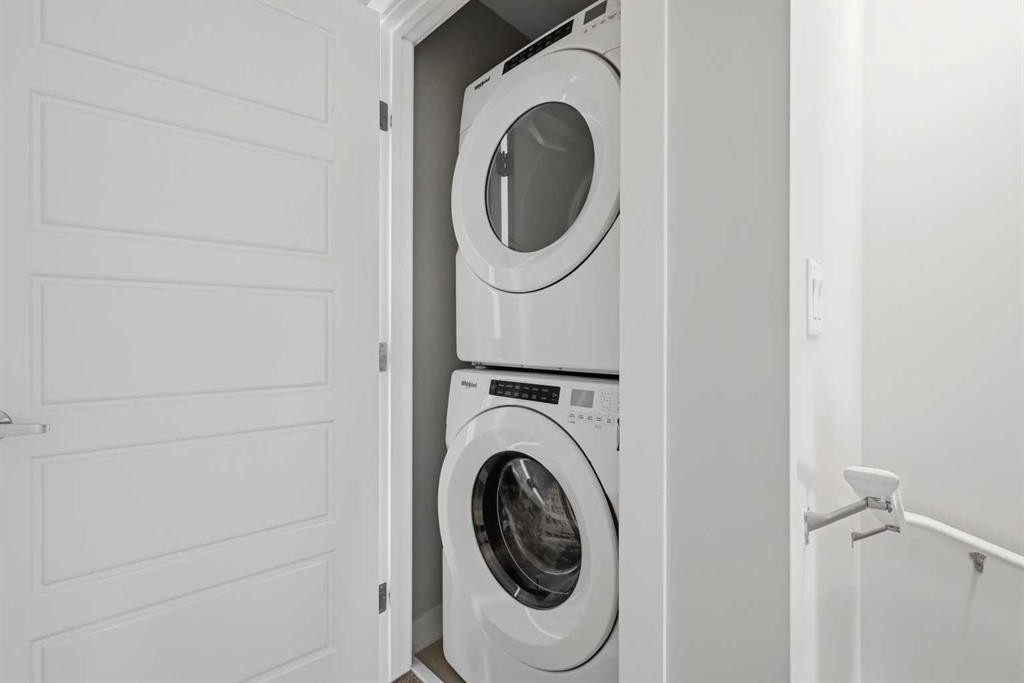 1322-7451 Falconridge Boulevard Ne, Calgary, AB - Indoor Photo Showing Laundry Room