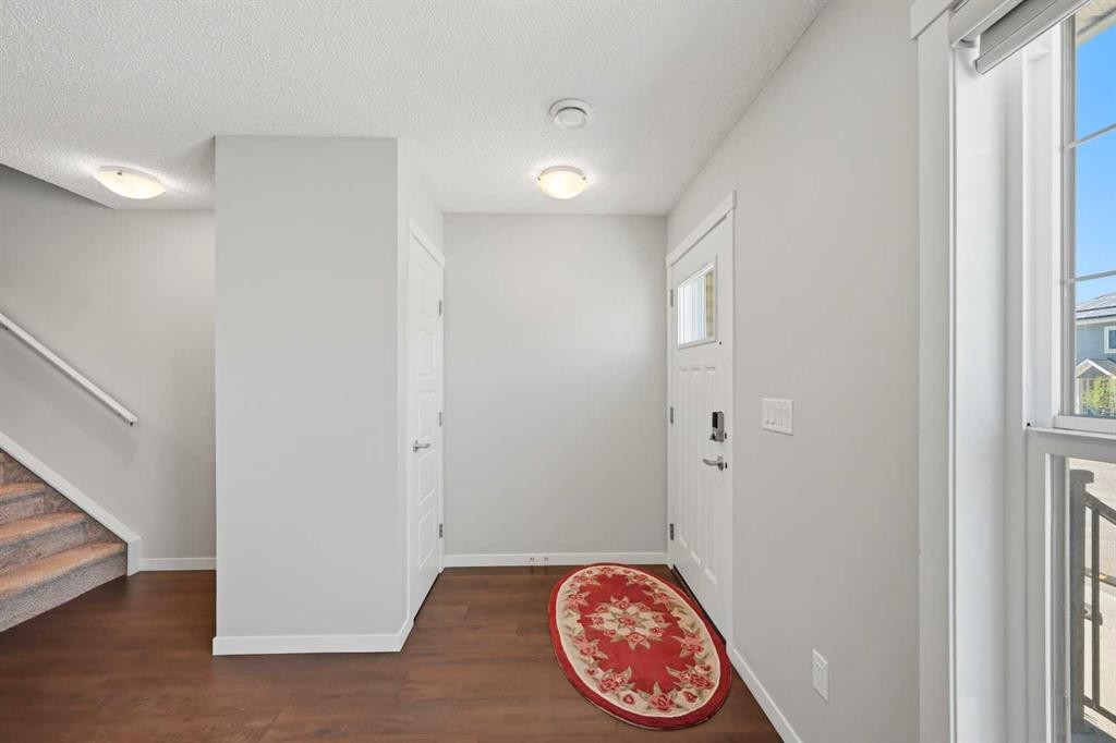 1322-7451 Falconridge Boulevard Ne, Calgary, AB - Indoor Photo Showing Other Room