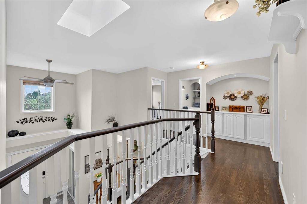 217 Mountain Park Drive Se, Calgary, AB - Indoor Photo Showing Other Room