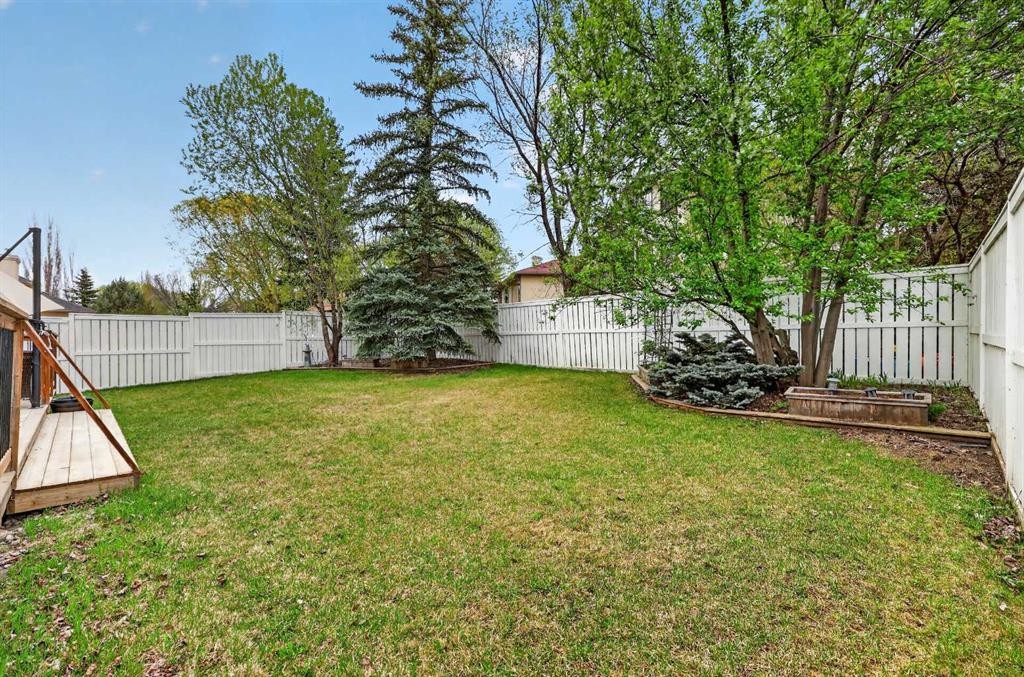217 Mountain Park Drive Se, Calgary, AB - Outdoor