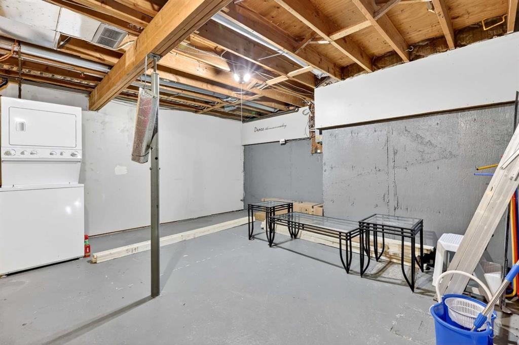 5615 1 Avenue Se, Calgary, AB - Indoor