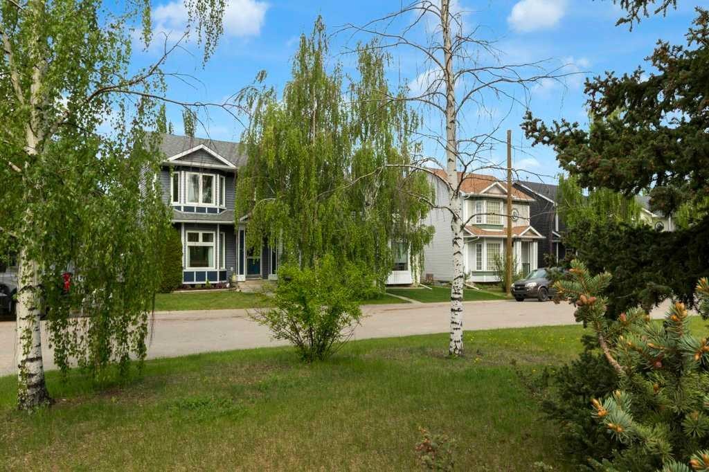42 River Rock Green Se, Calgary, AB - Outdoor