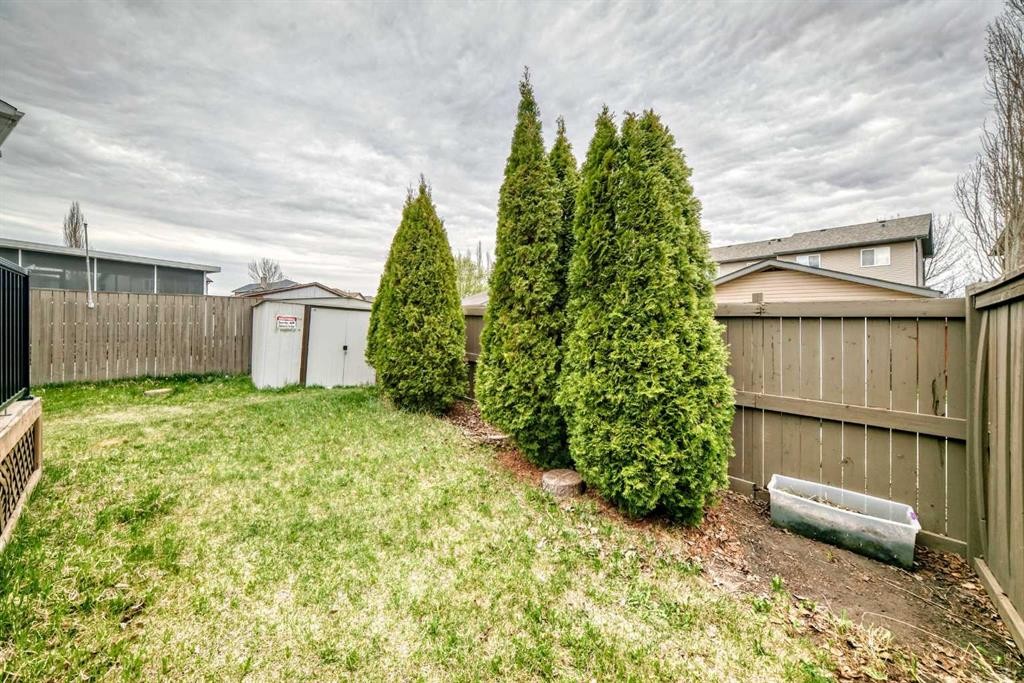 80 Eversyde Way Sw, Calgary, AB - Outdoor