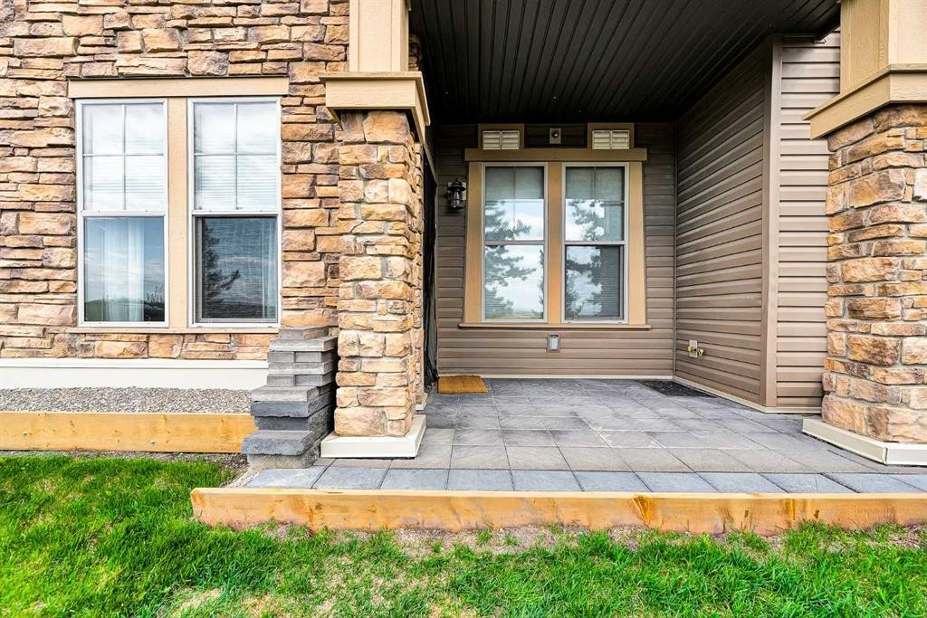 224-207 Sunset Drive, Cochrane, AB - Outdoor