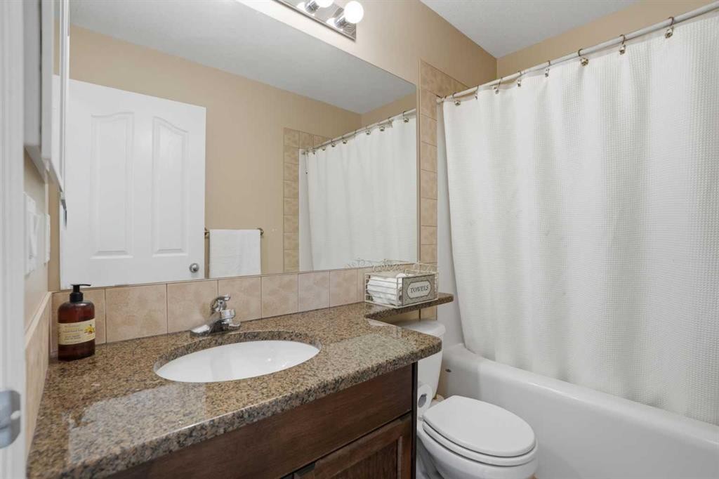 87 Bridlecrest Road Sw, Calgary, AB - Indoor Photo Showing Bathroom