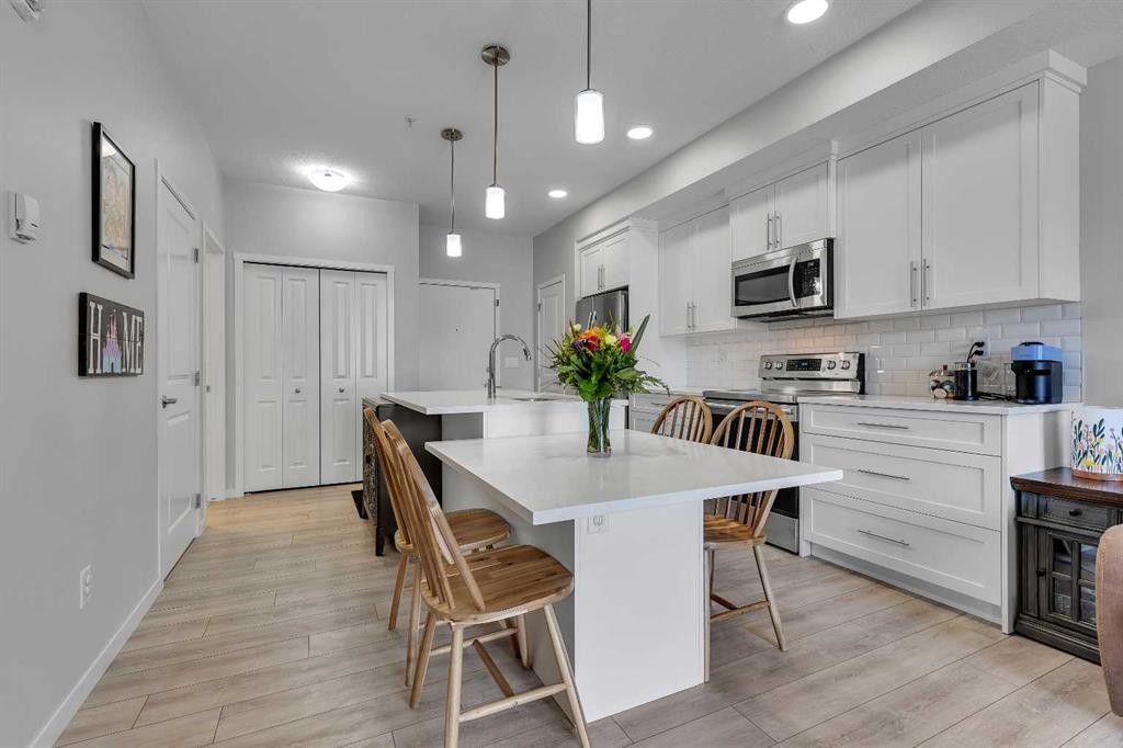 206-370 Harvest Hills Common Ne, Calgary, AB - Indoor