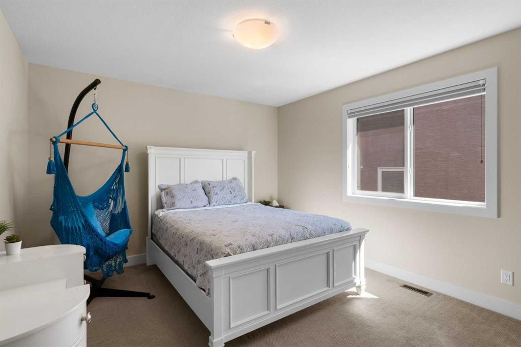 134 Masters Point Se, Calgary, AB - Indoor Photo Showing Bedroom