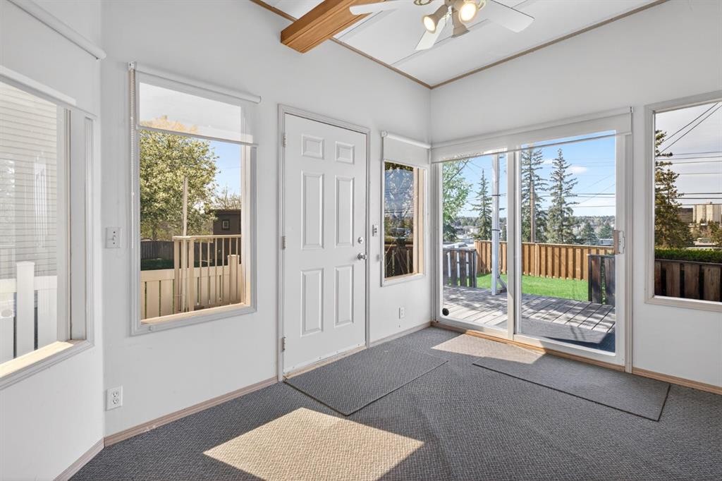 59 Fairview Drive Se, Calgary, AB - Indoor Photo Showing Other Room