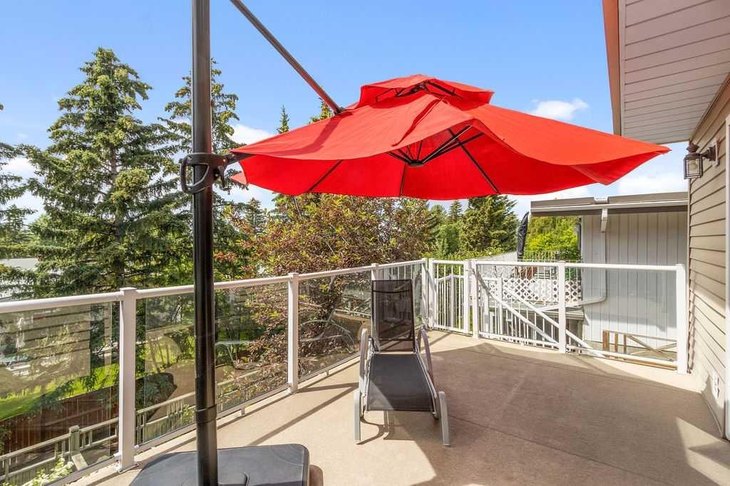 652 Dalmeny Hill Nw, Calgary, AB - Outdoor With Exterior