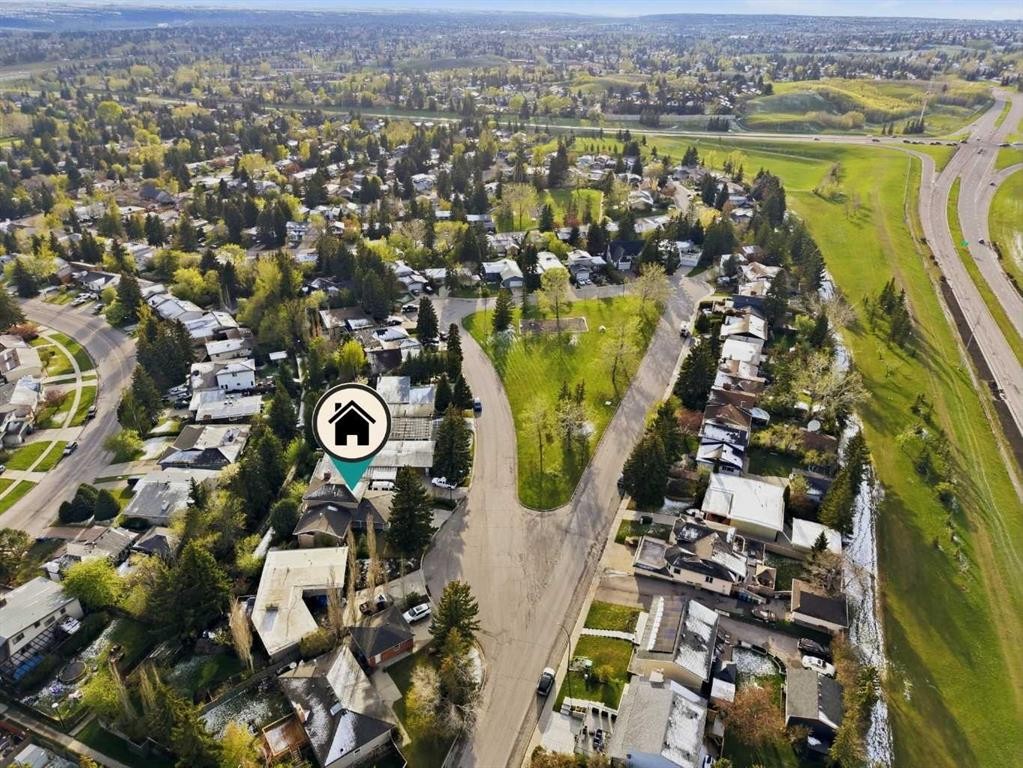 652 Dalmeny Hill Nw, Calgary, AB - Outdoor With View