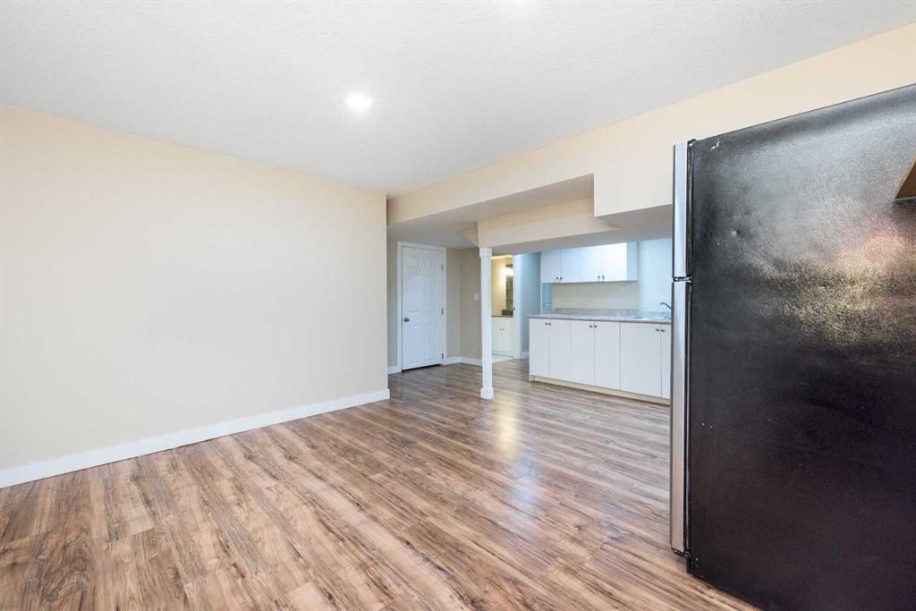 28 Cityscape Gardens Ne, Calgary, AB - Indoor Photo Showing Other Room