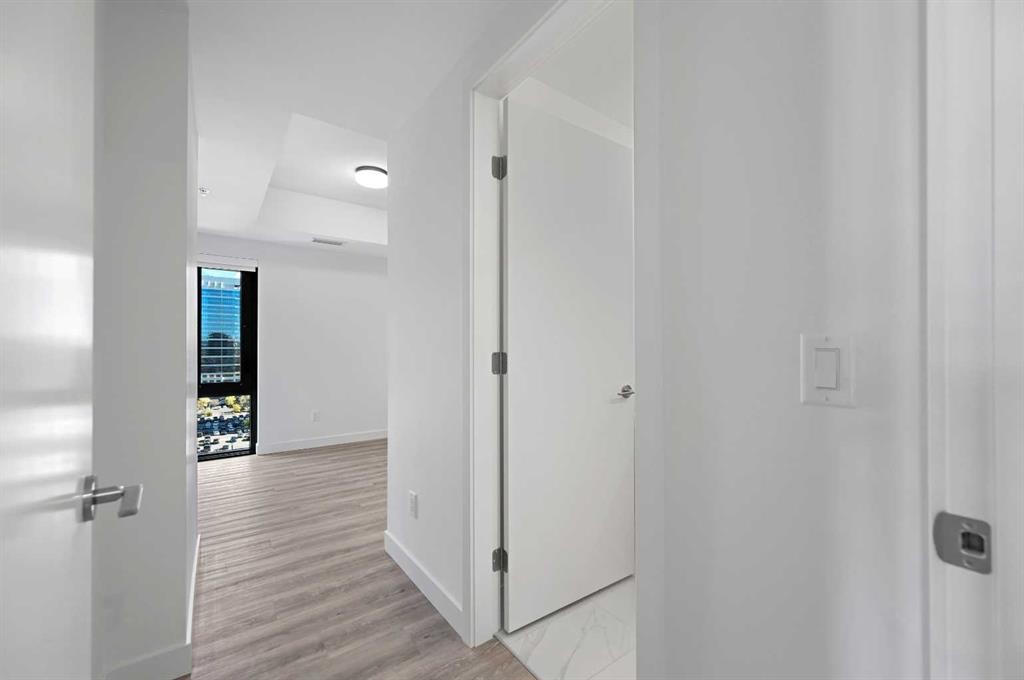 1102-730 2 Avenue Sw, Calgary, AB - Indoor Photo Showing Other Room