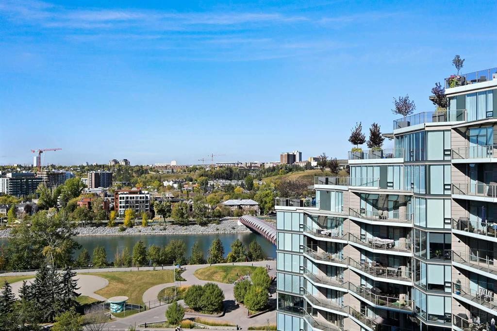 1102-730 2 Avenue Sw, Calgary, AB - Outdoor With View