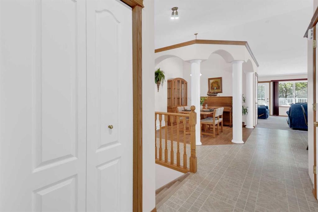 104 Whispering Way, Vulcan, AB - Indoor Photo Showing Other Room