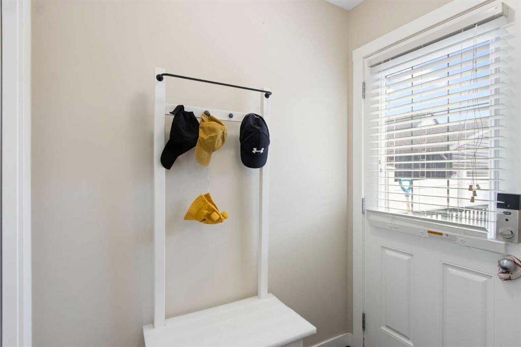 1492 Legacy Circle Se, Calgary, AB - Indoor Photo Showing Other Room