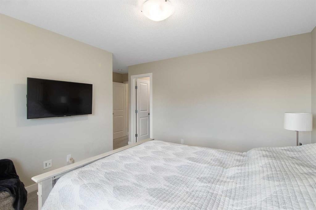 1492 Legacy Circle Se, Calgary, AB - Indoor Photo Showing Bedroom
