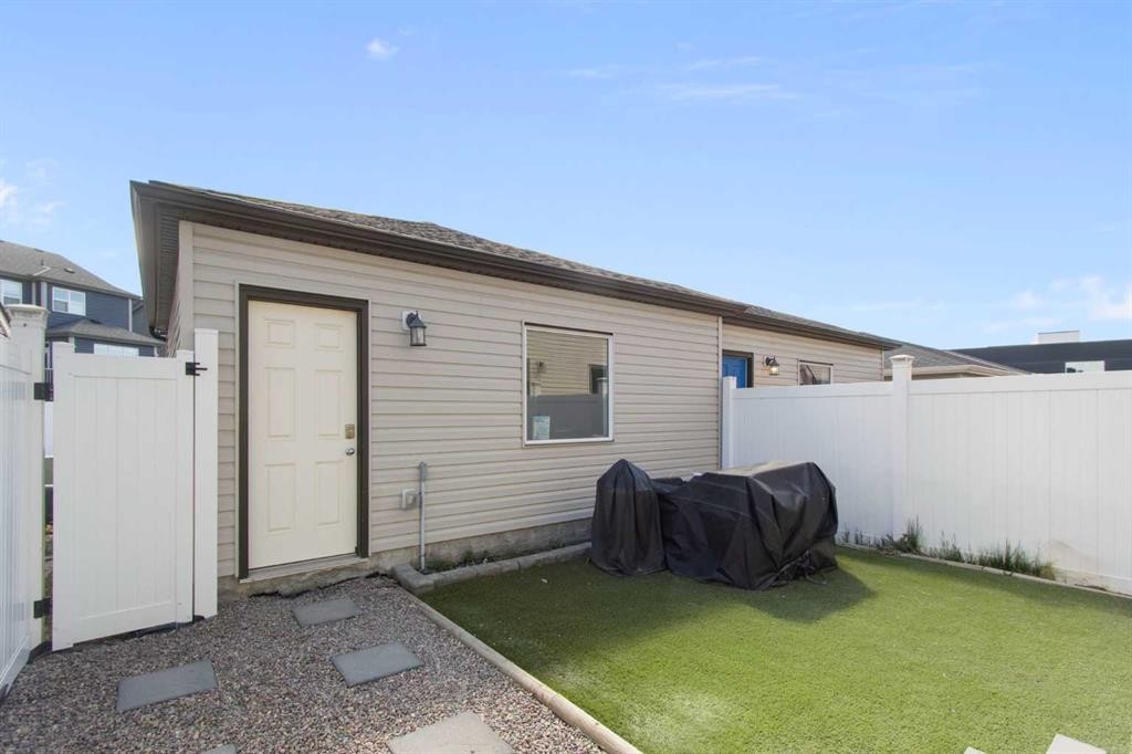 1492 Legacy Circle Se, Calgary, AB - Outdoor With Exterior