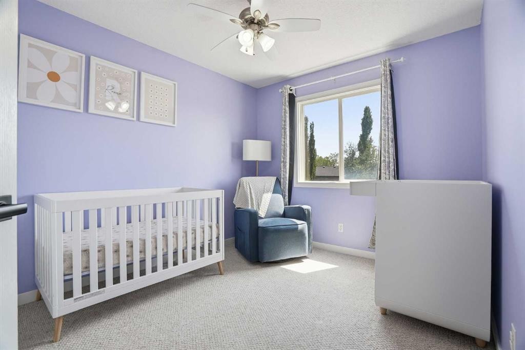 258 Cramond Circle Se, Calgary, AB - Indoor Photo Showing Bedroom