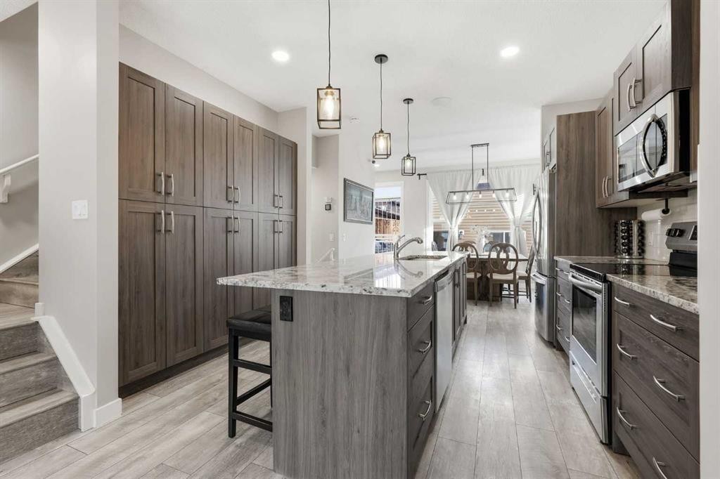 1071 Seton Circle Se, Calgary, AB - Indoor Photo Showing Kitchen With Upgraded Kitchen