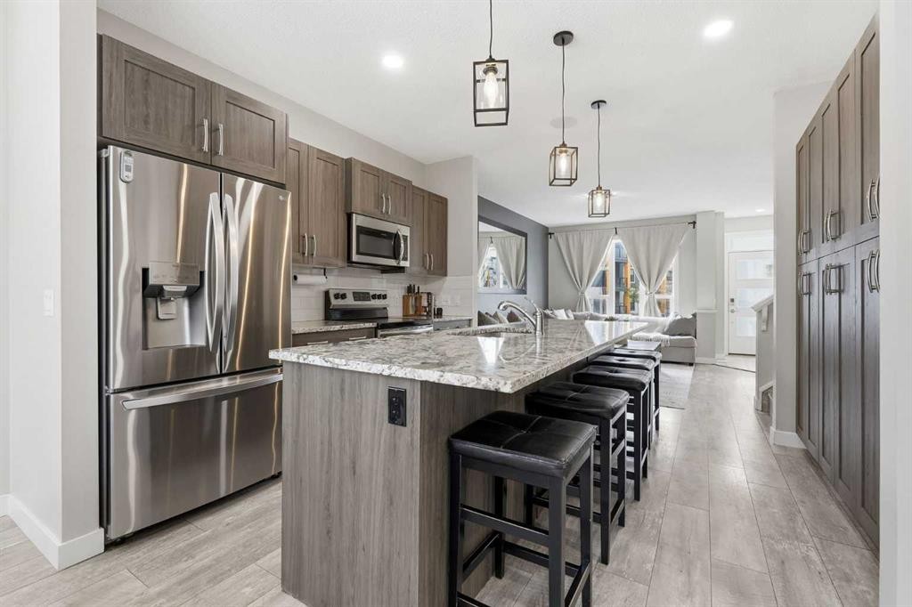 1071 Seton Circle Se, Calgary, AB - Indoor Photo Showing Kitchen With Upgraded Kitchen