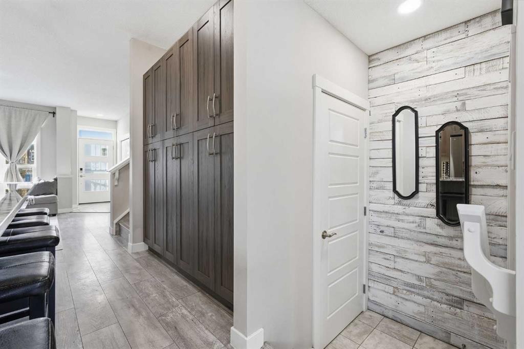 1071 Seton Circle Se, Calgary, AB - Indoor Photo Showing Other Room