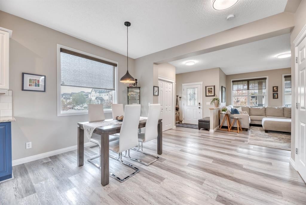 250 Prestwick Close Se, Calgary, AB - Indoor