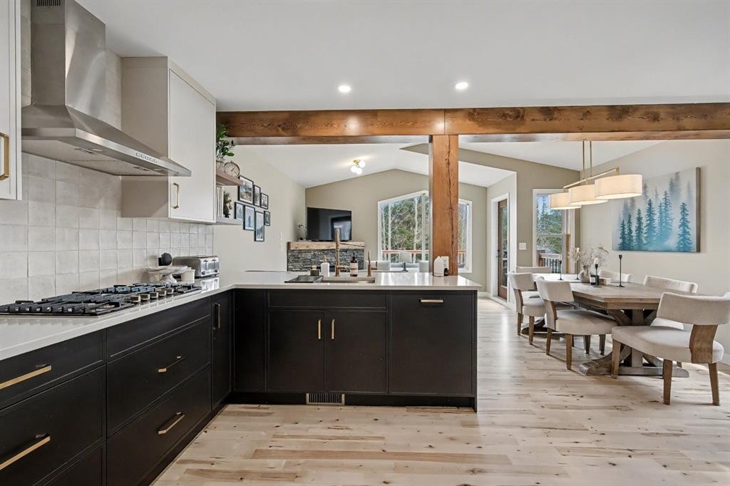 921 Lawrence Grassi Ridge, Canmore, AB - Indoor