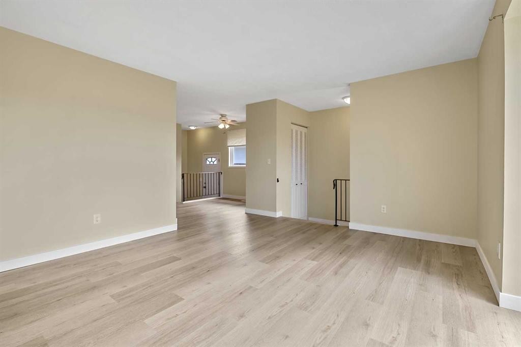 27 Aberdare Crescent Ne, Calgary, AB - Indoor Photo Showing Other Room