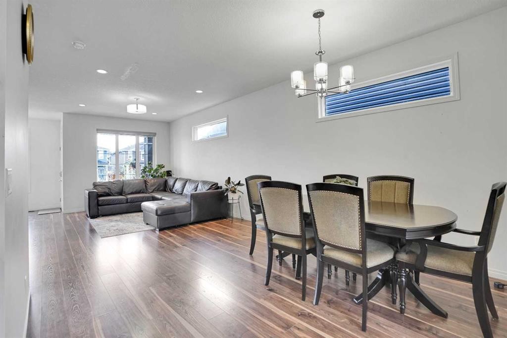 726 Redstone Drive Ne, Calgary, AB - Indoor