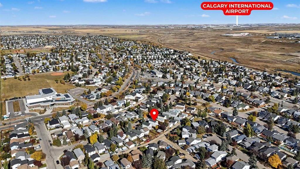 292 Coventry Close Ne, Calgary, AB - Outdoor With View